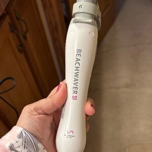Beachwaver S1 White Hair Styling Tool